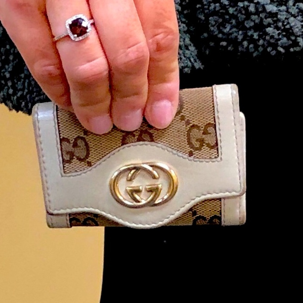 Authentic cream colored leather and canvas Gucci Key Case